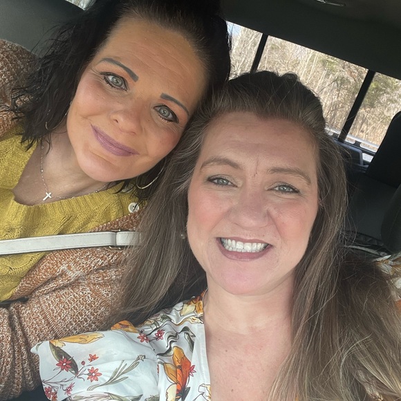 Meet your Posher, Kelly - Picture 1 of 1